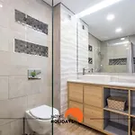 #040 Solar Flat By Holidays